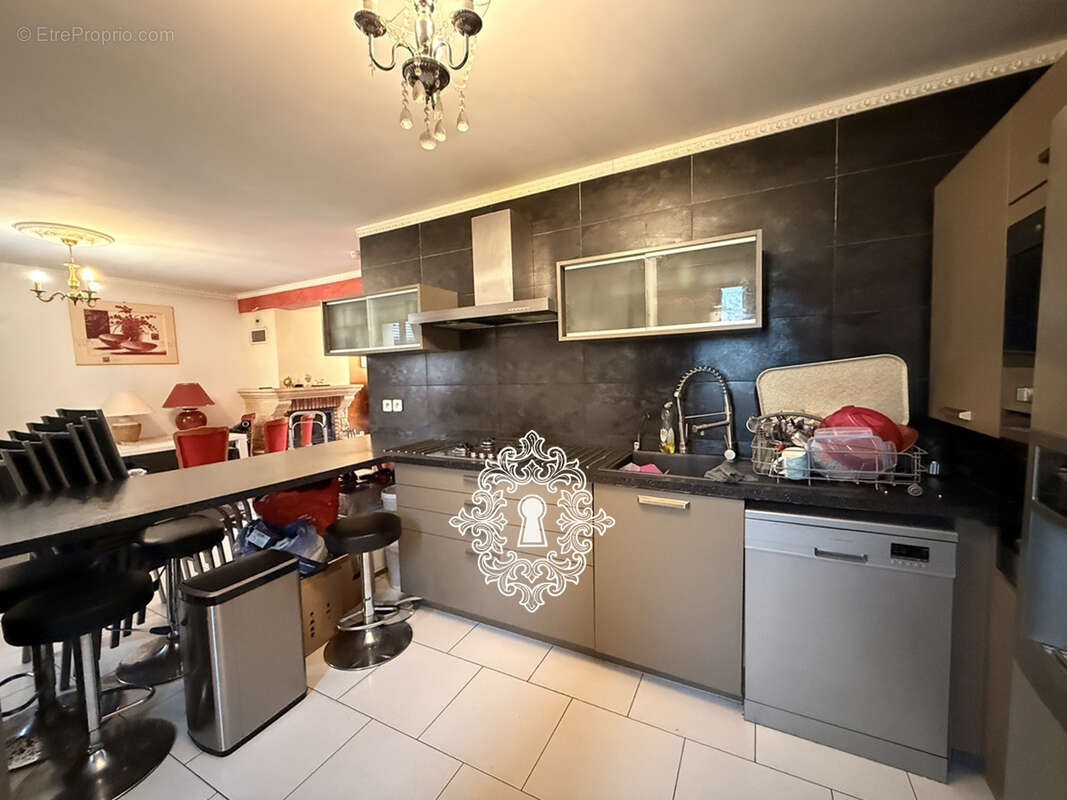 Maison à DONNEMARIE-DONTILLY