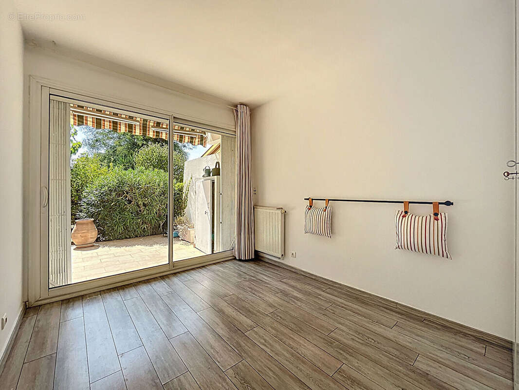 Appartement à MARSEILLE-12E