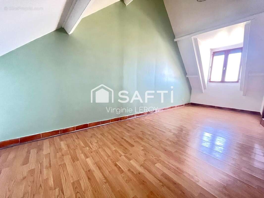 Photo 4 - Maison à LACROIX-SAINT-OUEN