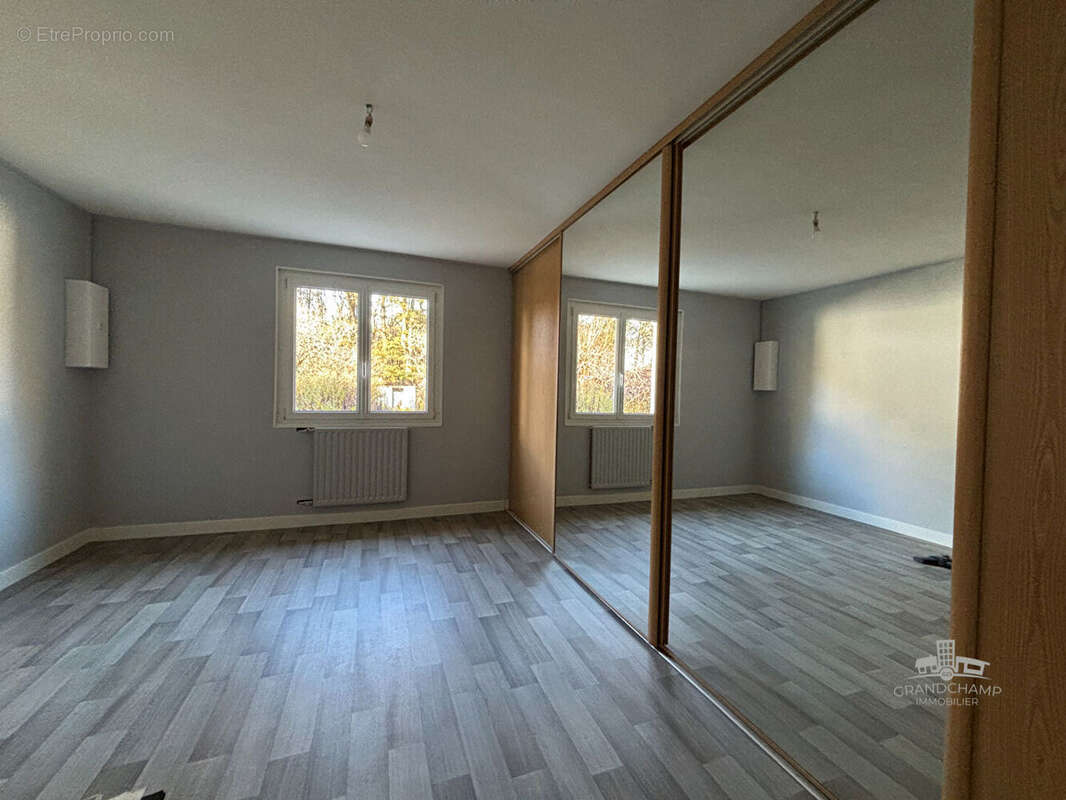 HERIC - 5 Chambres - photo 7