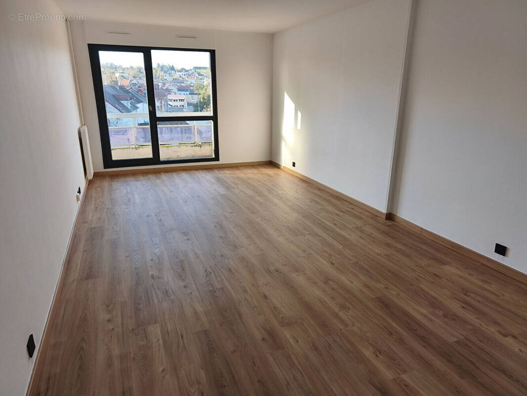 Appartement à MARGNY-LES-COMPIEGNE