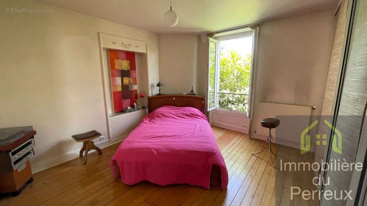 Maison à NEUILLY-PLAISANCE