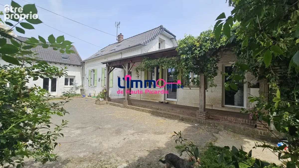 Maison 11 pièces 315 m² à vendre à Foucaucourt-En-Santerre (80340) - photo 2