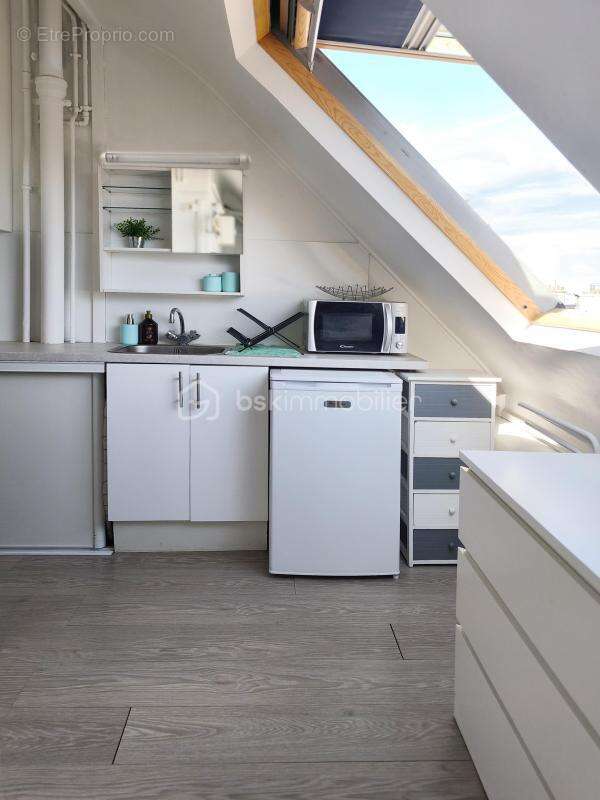 Appartement à PARIS-8E