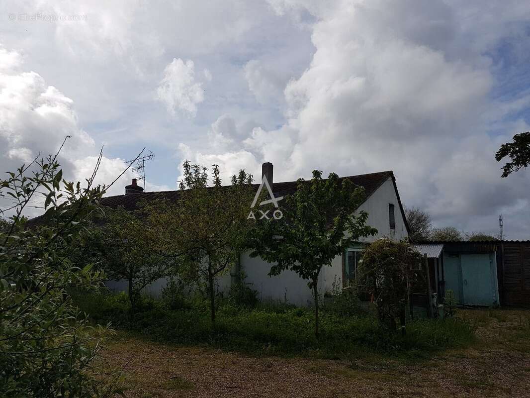 Maison à LOUAILLES