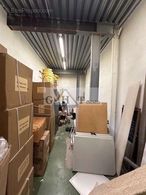 Commerce à AUBERVILLIERS