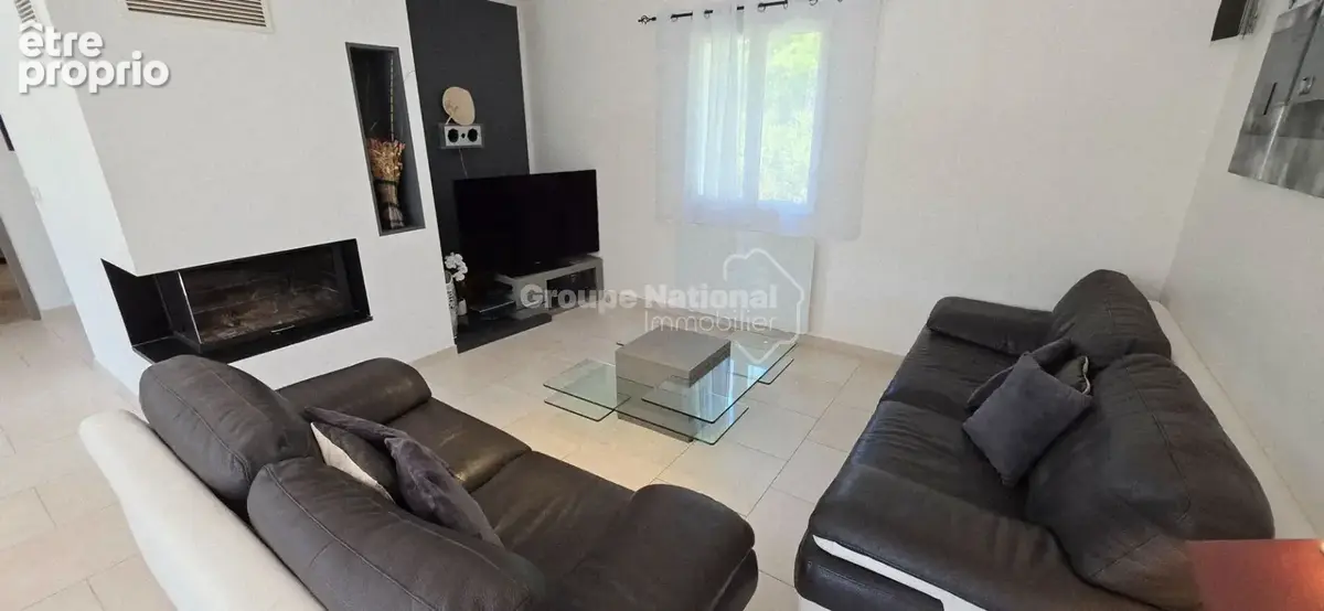 Villa de 174m² avec vue et piscine - photo 9