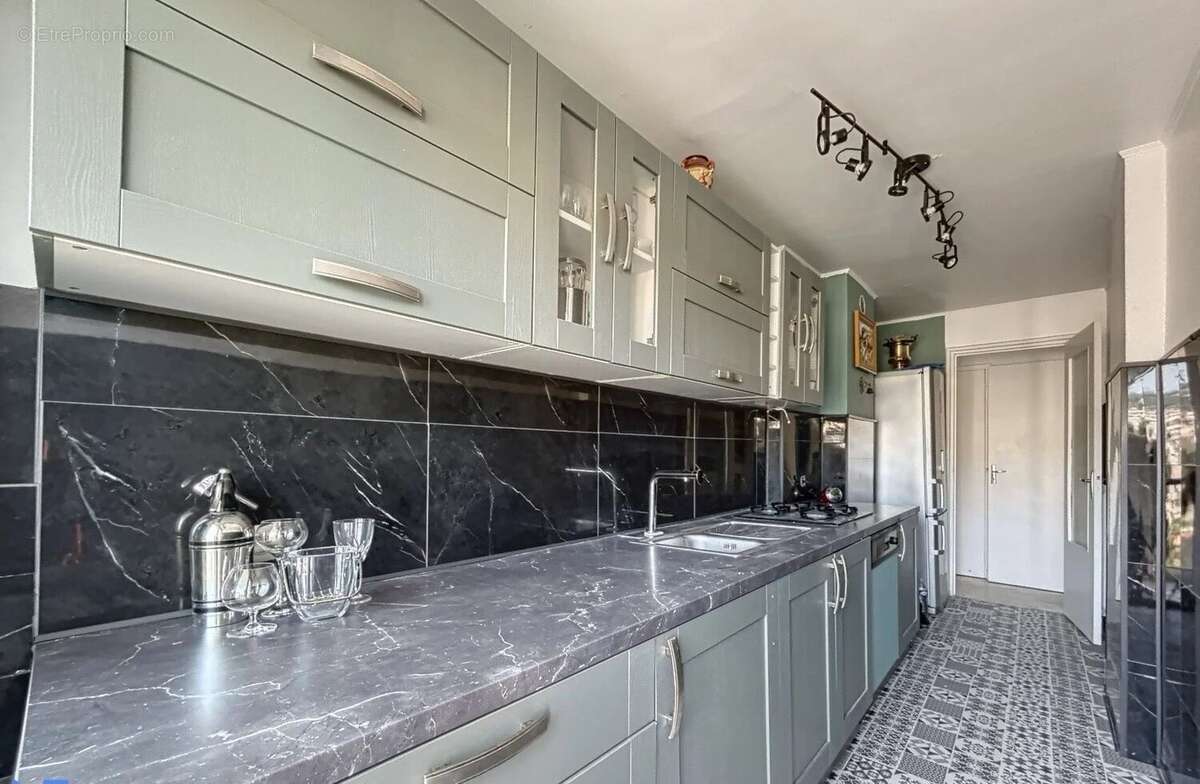 Appartement à LE CANNET