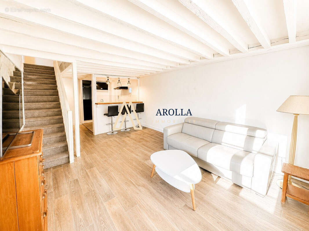 Appartement à PARIS-9E