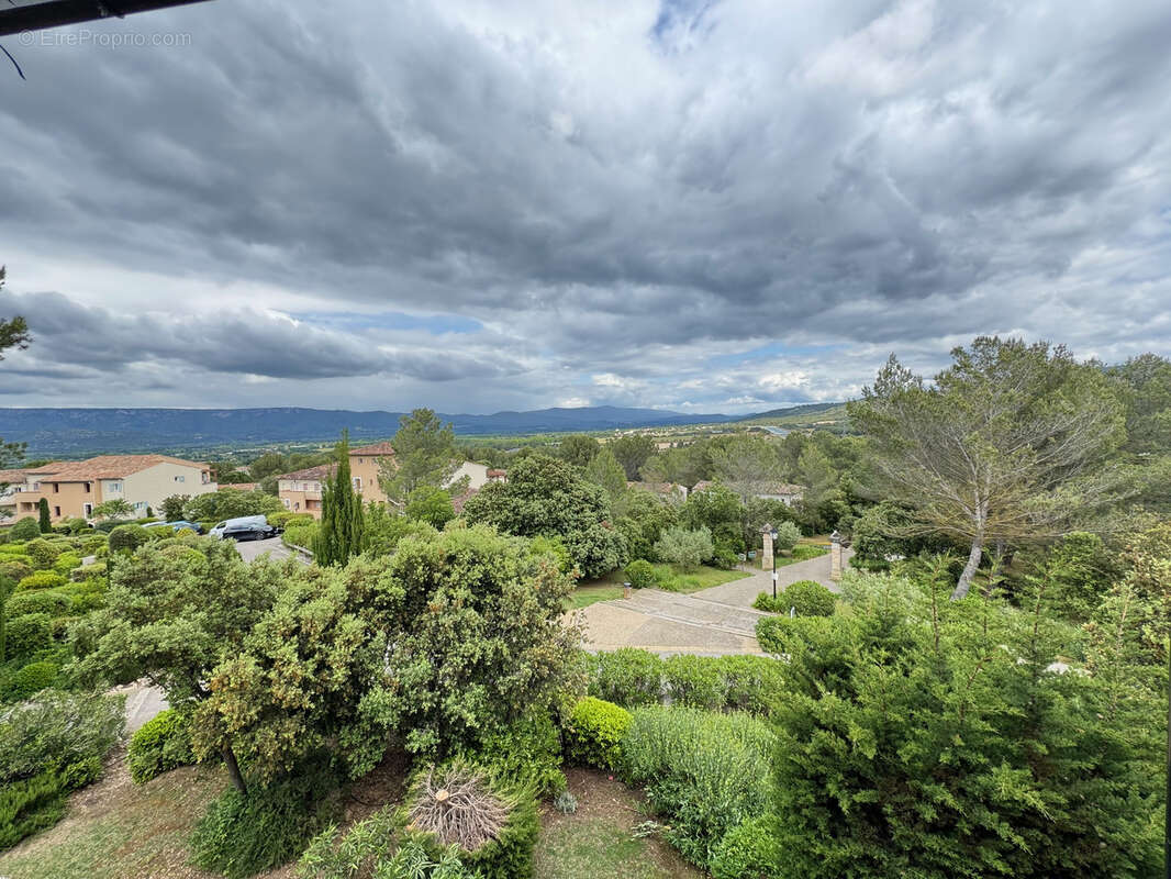 Appartement à MALLEMORT