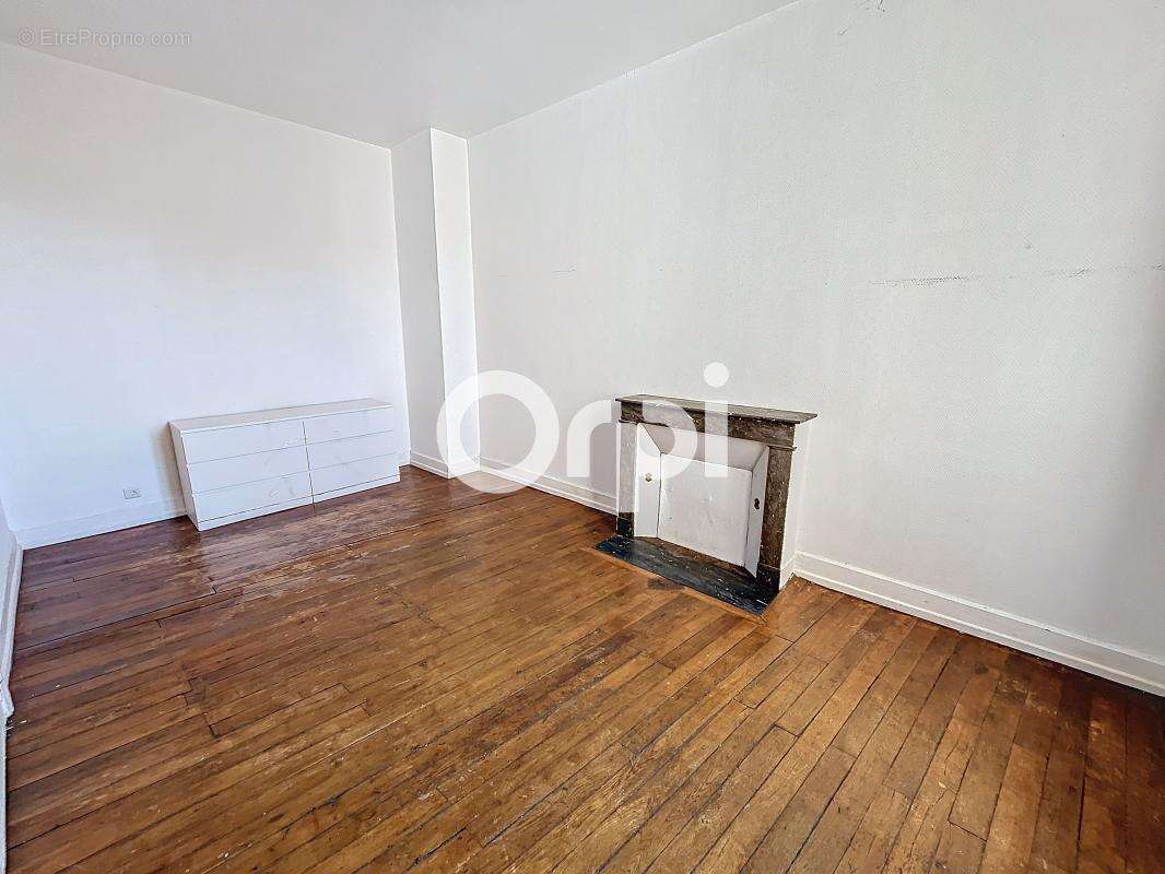 Appartement à BRIVE-LA-GAILLARDE