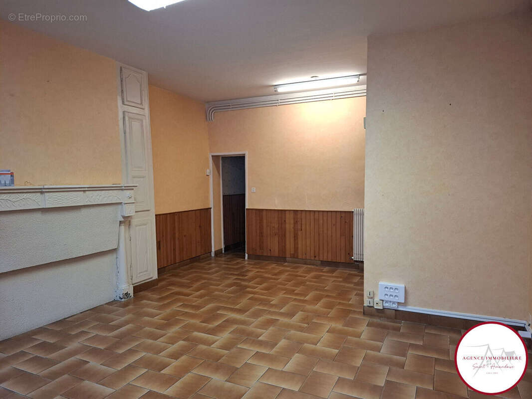 Appartement à SAINT-AMAND-MONTROND