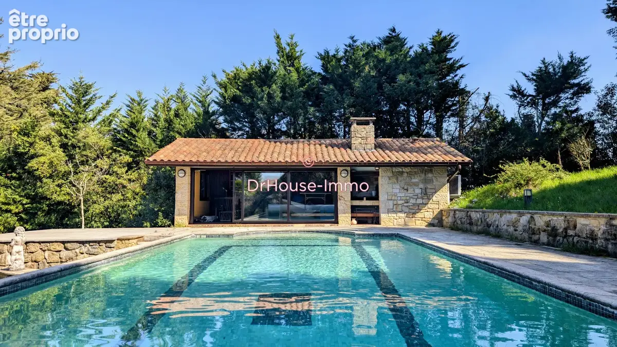 Maison 281 m² à Hendaye  - photo 12