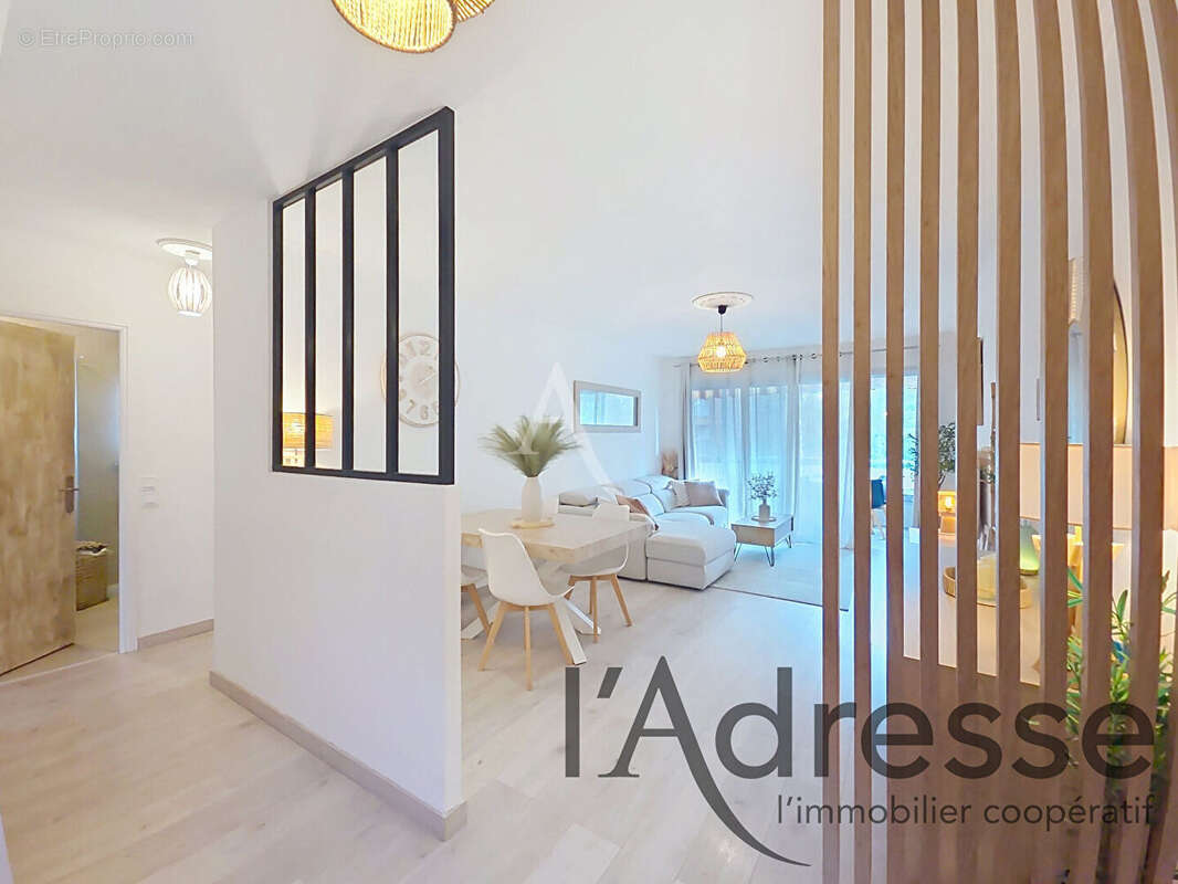 Appartement à MANDELIEU-LA-NAPOULE