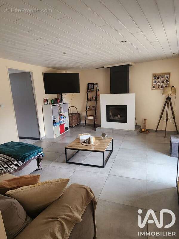 Maison 153 m² à Malguenac  - photo 2