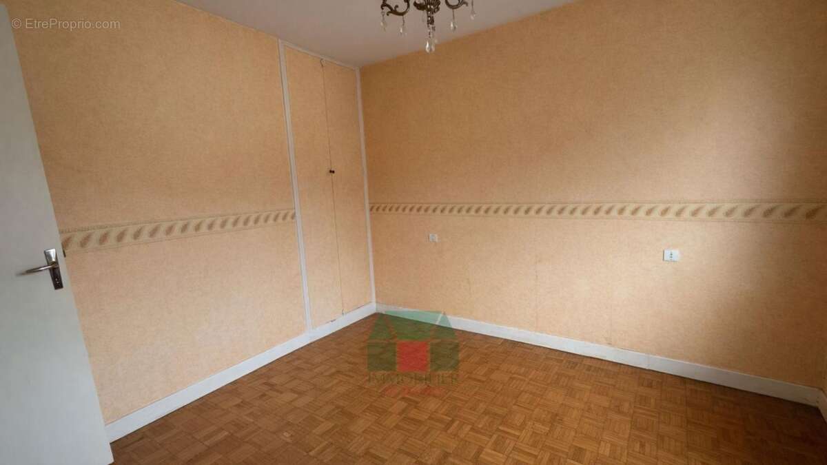 Plein centre Lévignac villa T4 jardin 469m²  garage sous sol - photo 15