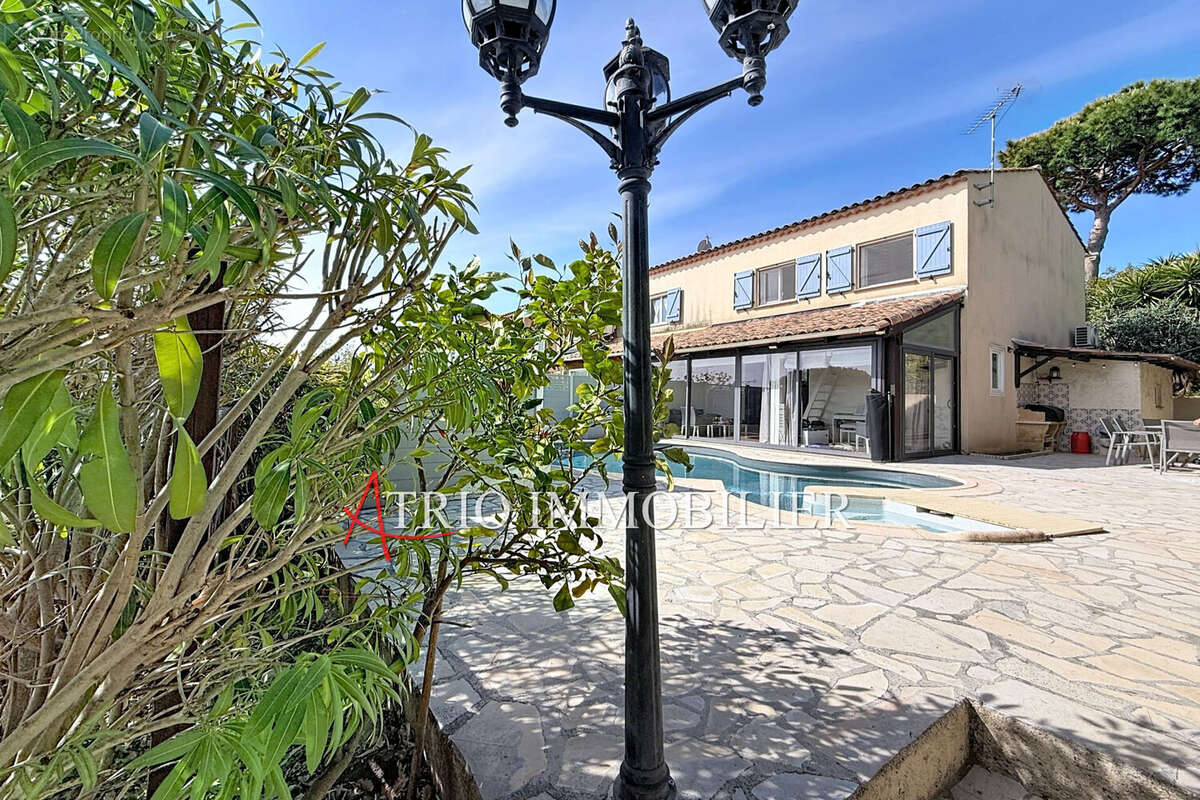 Maison à CAGNES-SUR-MER
