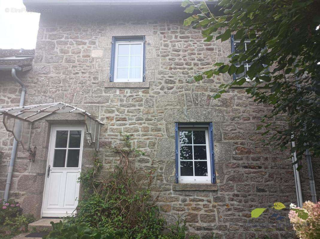 Maison à SAINT-AMAND-JARTOUDEIX