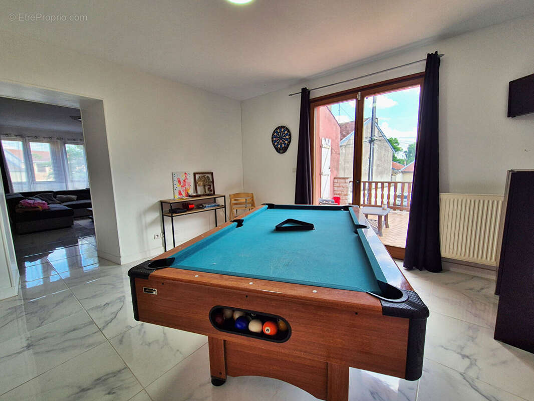 Maison à PAGNY-SUR-MEUSE