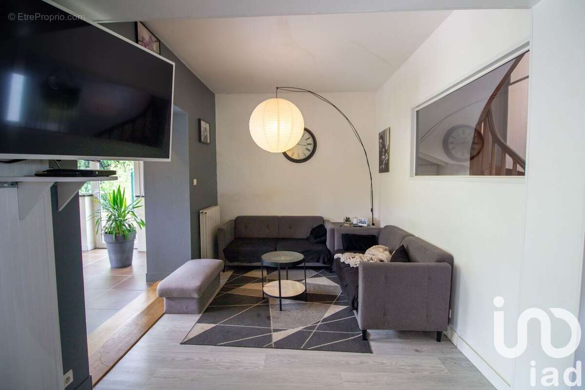 Photo 2 - Maison à MAGNAC-BOURG