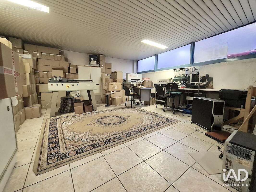 Photo 8 - Commerce à SAINT-DENIS