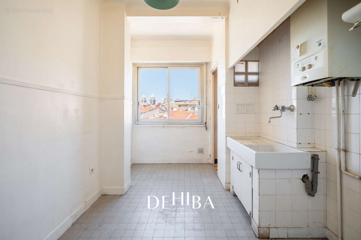 Appartement à MARSEILLE-2E
