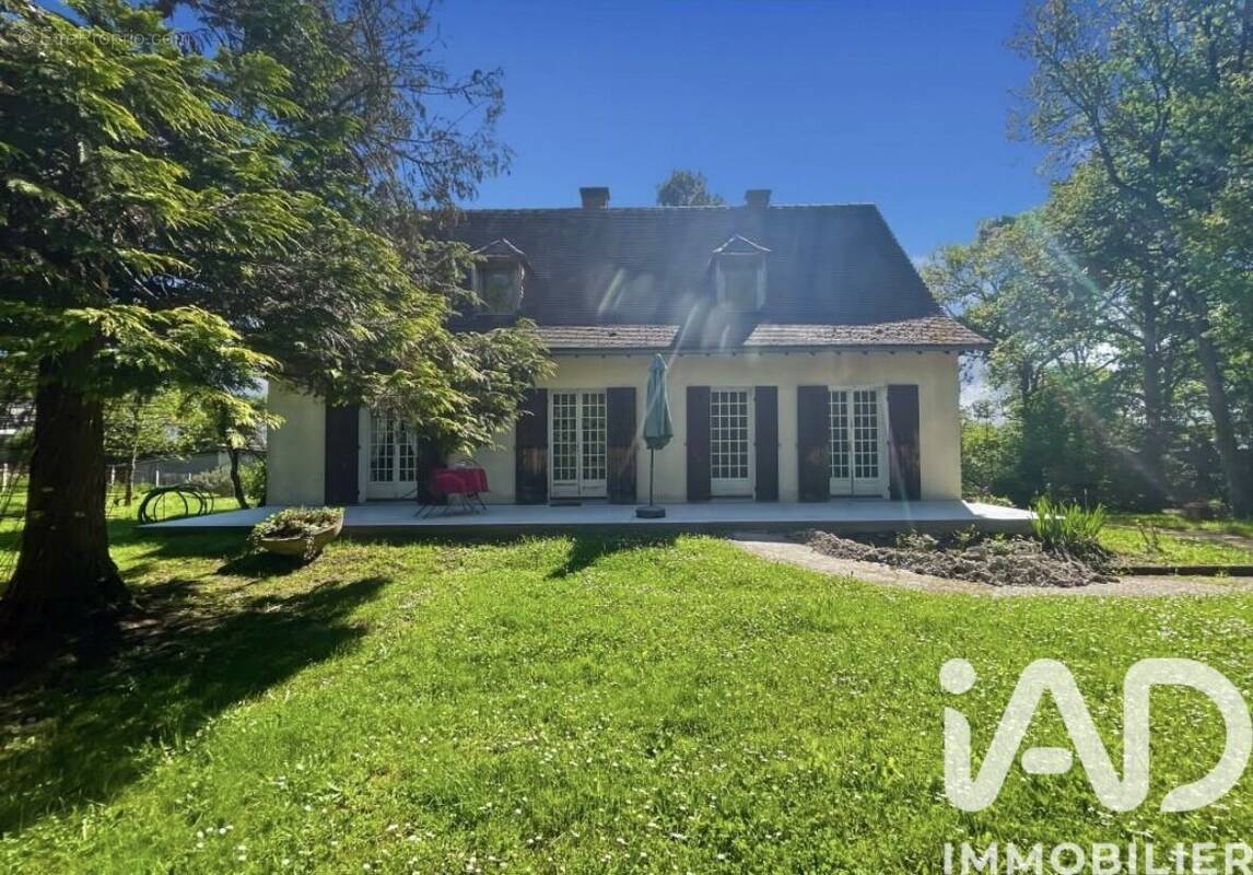 Photo 1 - Maison à CHAMPCEVINEL