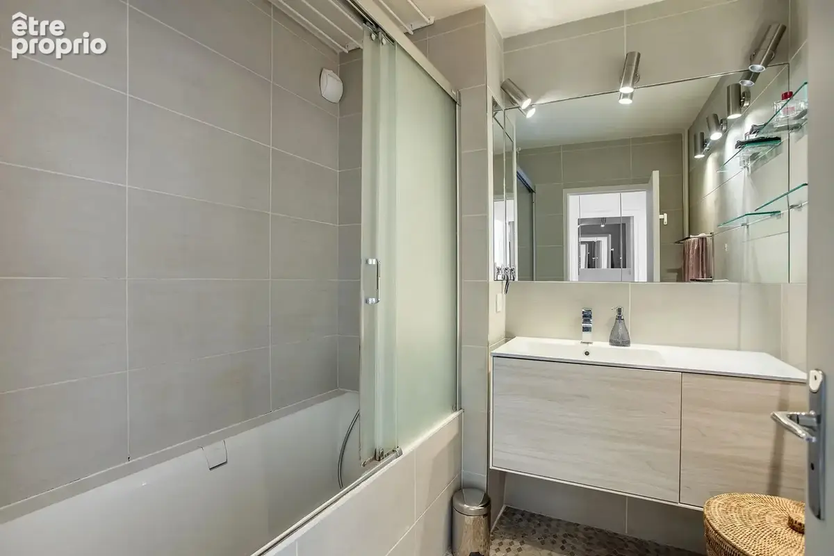 Appartement 3 pièces 80 m² à vendre à Paris-14e (75014) - photo 8