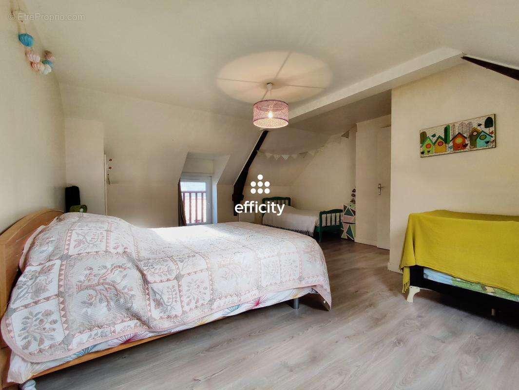 Maison à SIXT-SUR-AFF