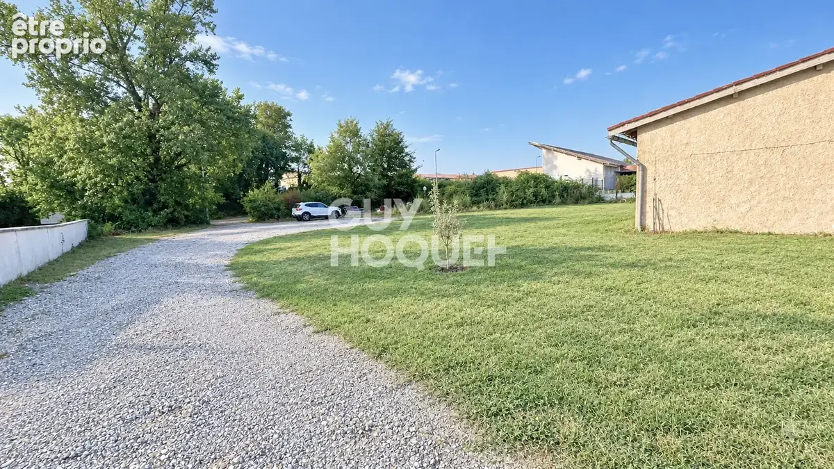 Maison et Terrain en zone industrielle des Platières à Mornant - photo 2