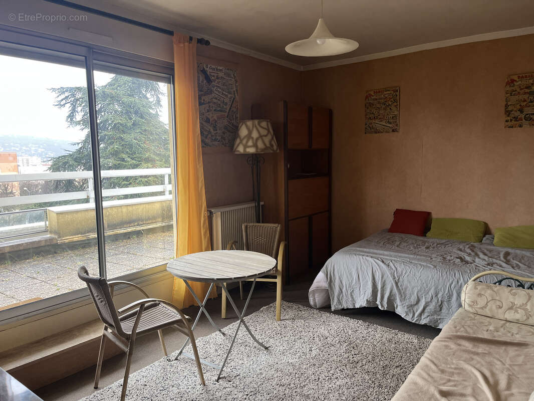 Appartement à CALUIRE-ET-CUIRE