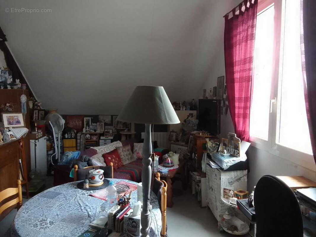 Appartement f2 / parking (loué) - photo 4
