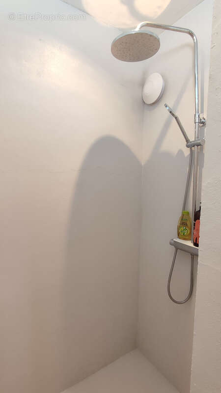 Maison à MONTAIGU-DE-QUERCY