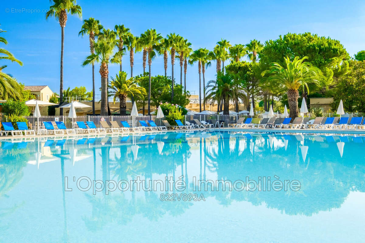 Appartement à MANDELIEU-LA-NAPOULE