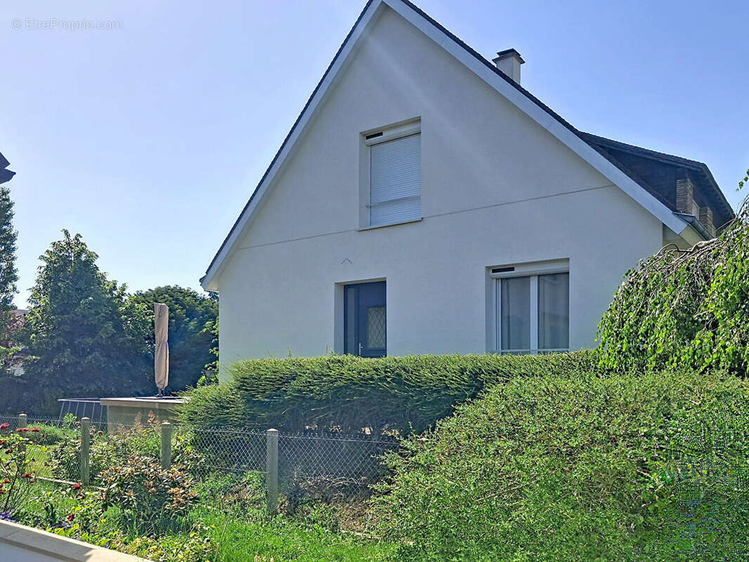 Maison à CHARTRES