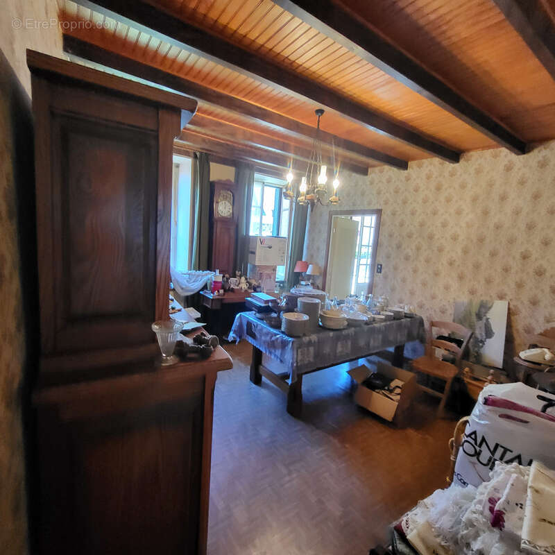 Maison à APCHON