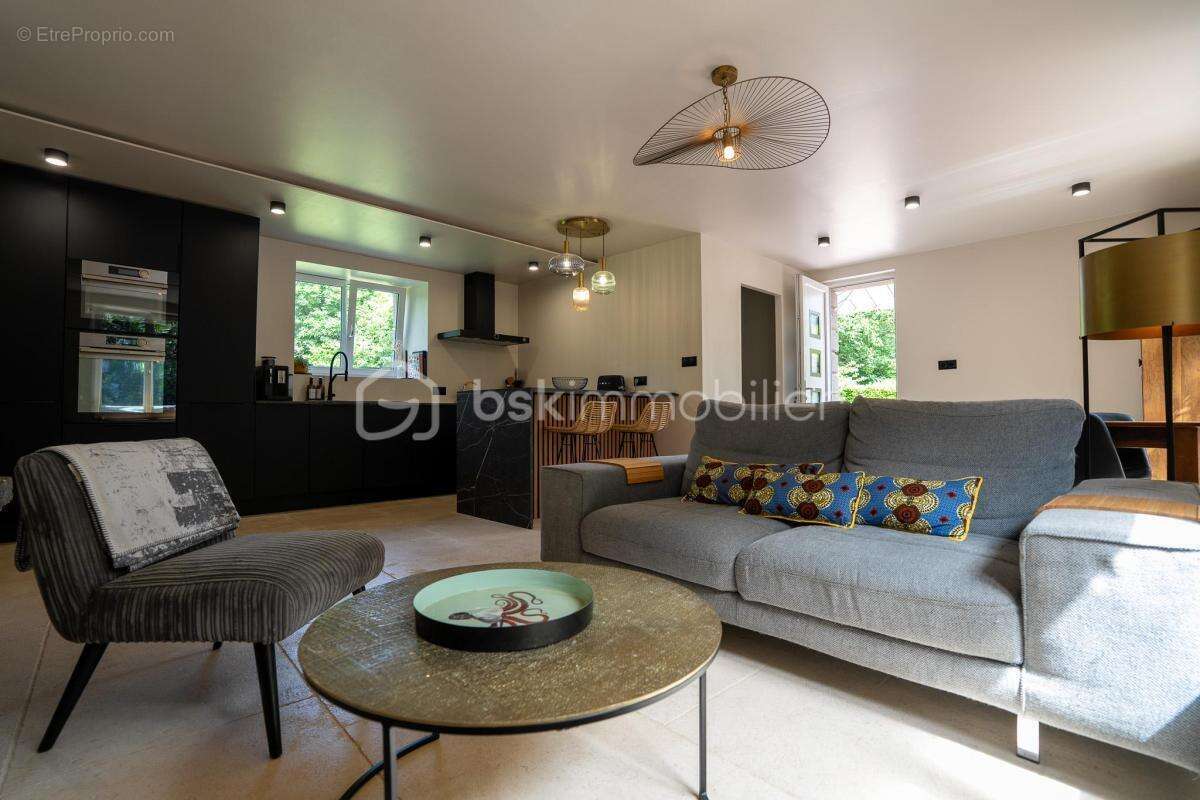 Superbe maison en pierre sans travaux sur terrain de 1750m² - photo 4