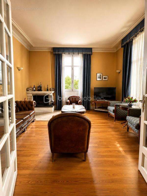 Maison à ECUEILLE