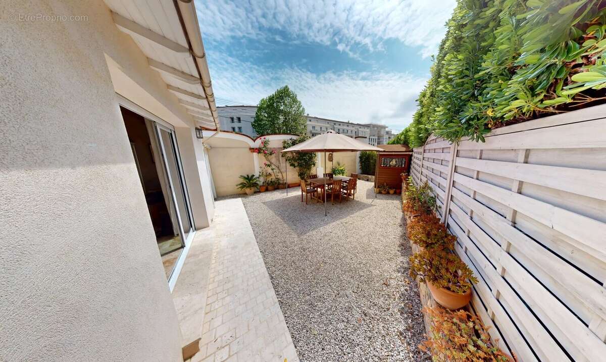 Maison à ANTIBES
