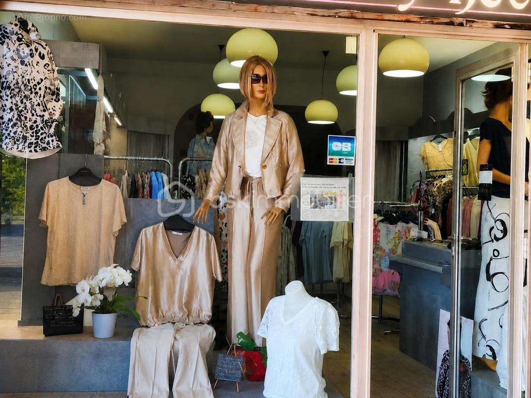 Boutique Prêt-à-porter Chassieu - bel emplacement - photo 3