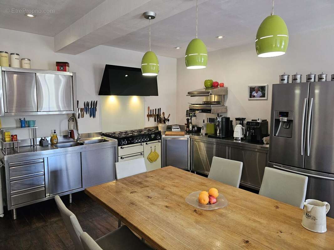 Maison à SAINT-LAURENT-SUR-GORRE