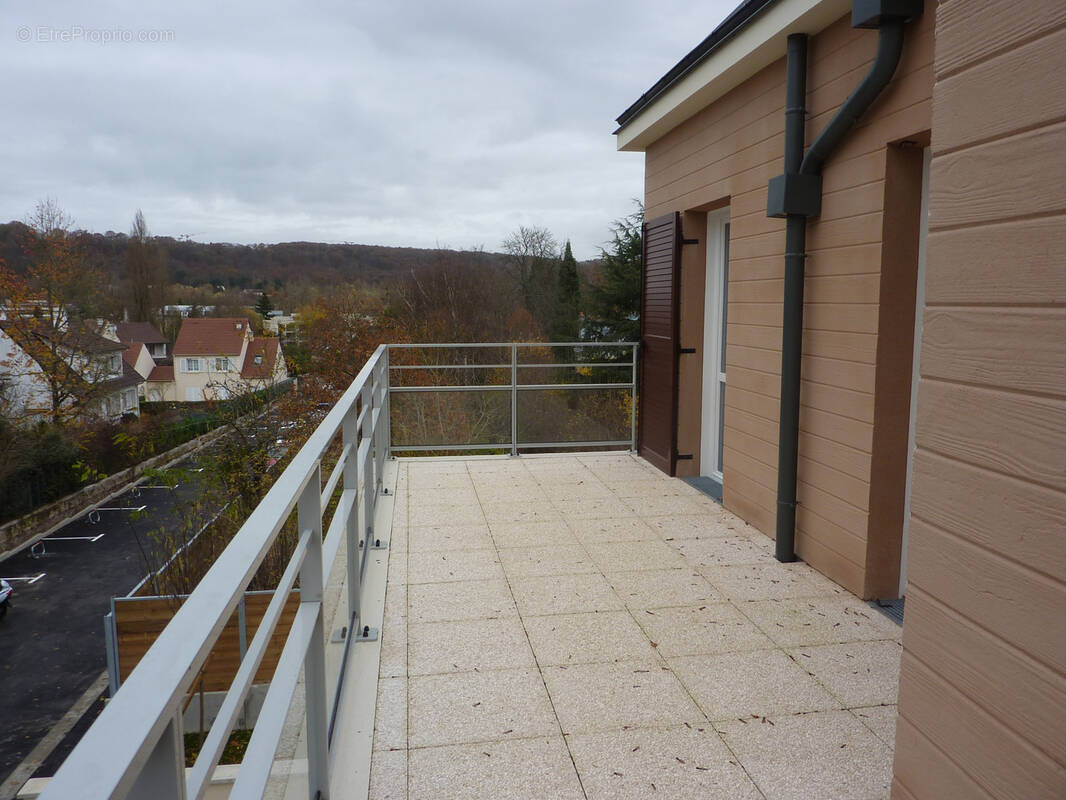 Appartement à BURES-SUR-YVETTE