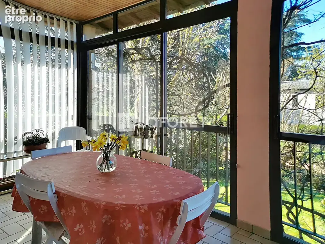 Maison Neuville Sur Saône 7 pièces 137 m2, Élégante maison familiale avec jardin, à deux pas du centre - photo 16
