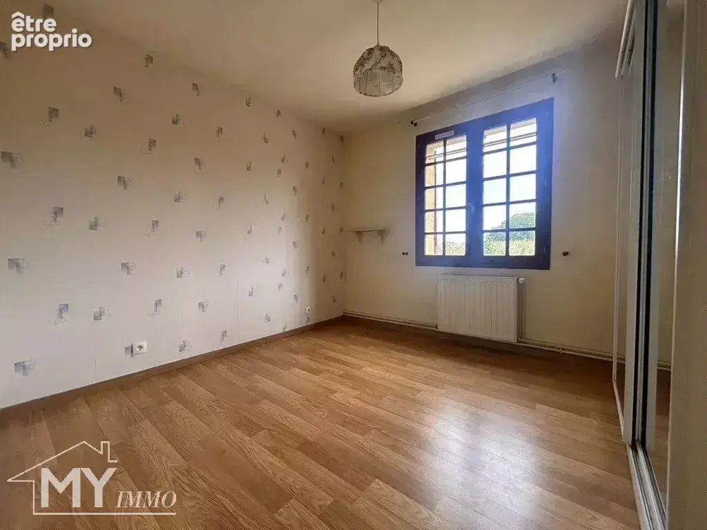 Charmante maison familiale aux beaux volumes, dans un environnement privilégié entre calme et commodités - photo 22