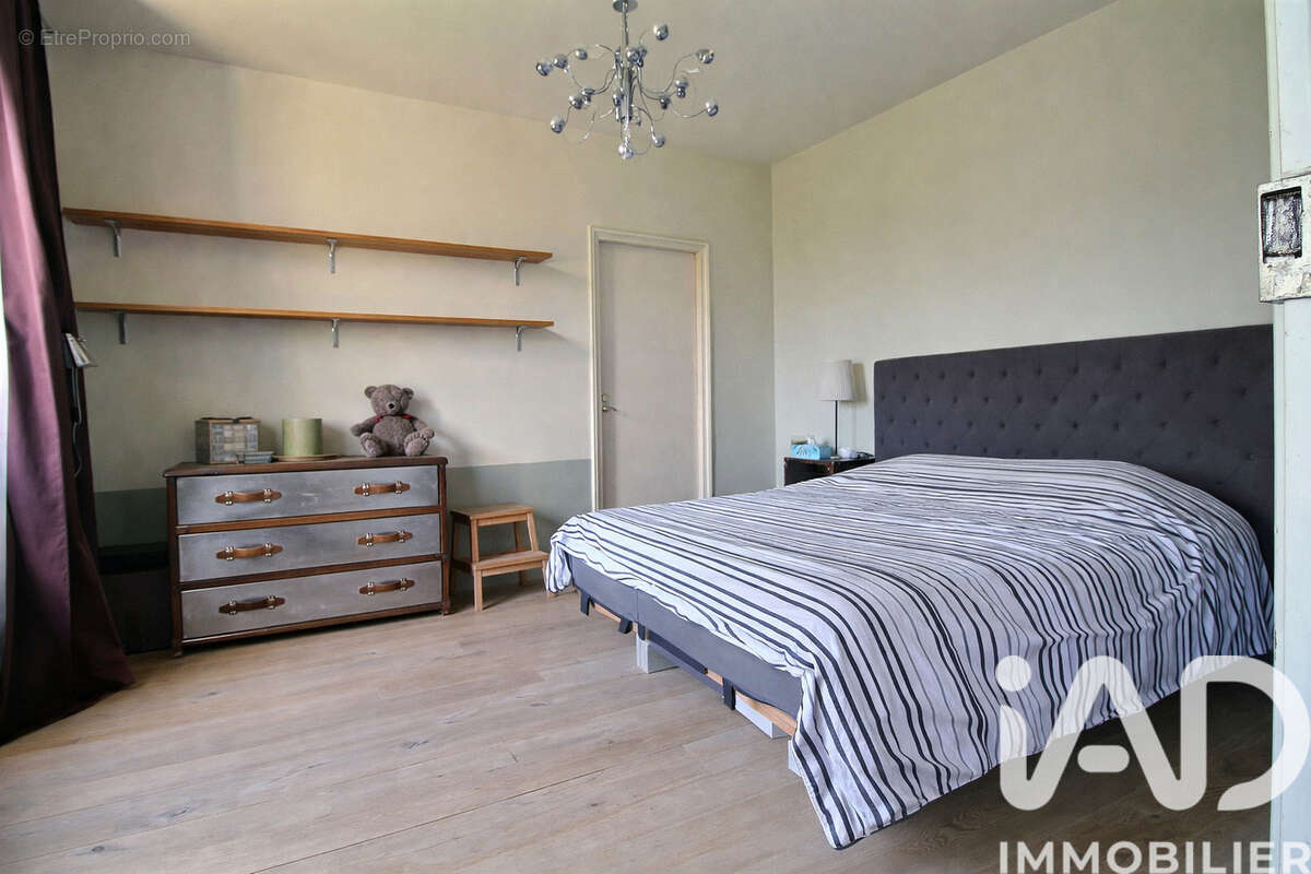 Photo 8 - Maison à VERNEUIL-L'ETANG