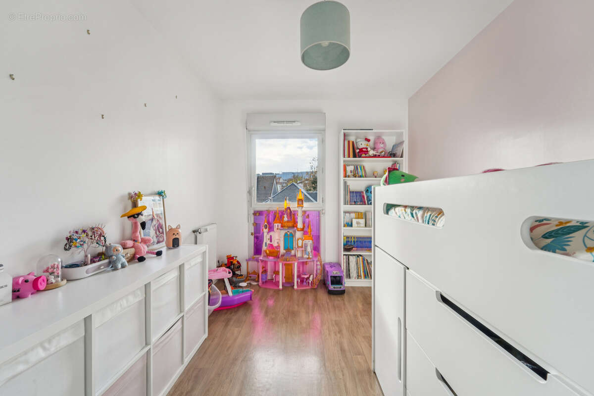 Appartement à IVRY-SUR-SEINE