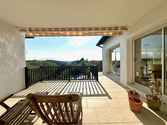 Appartement à ARBONNE