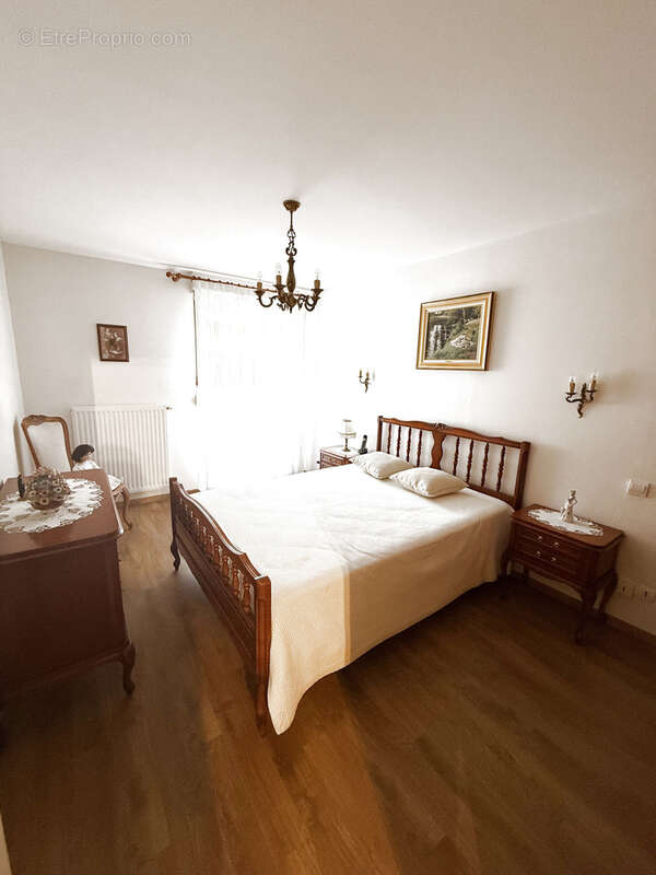 Appartement à ARS-SUR-MOSELLE