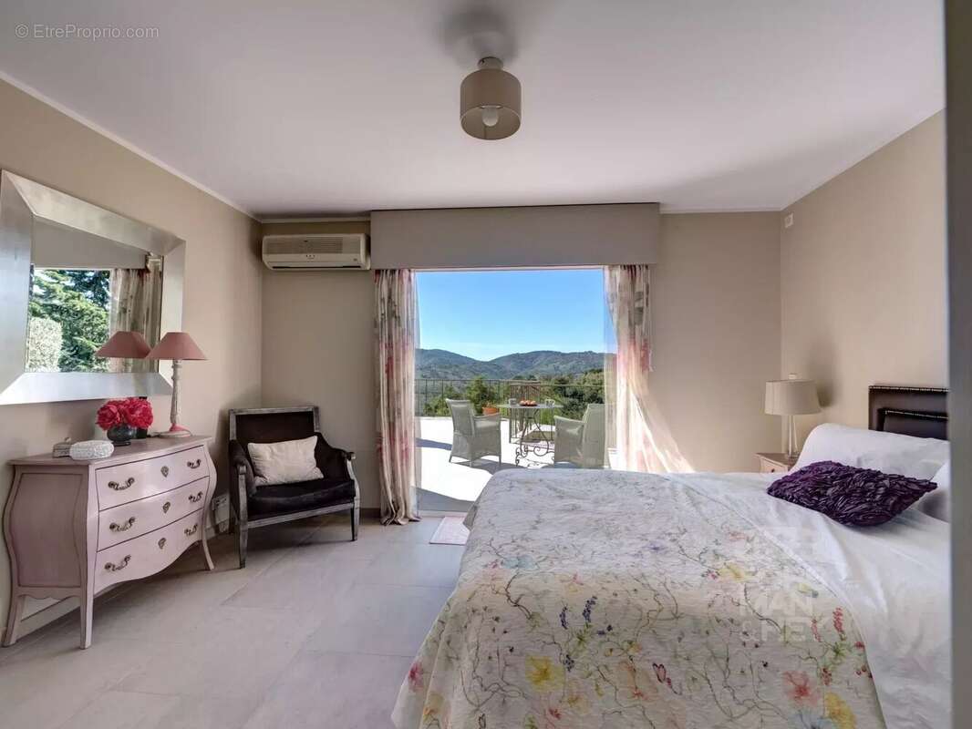 Maison à PEYMEINADE