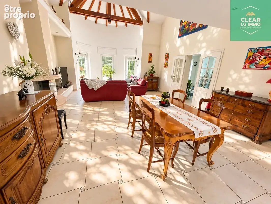 Jolie maison de construction traditionnelle - photo 3